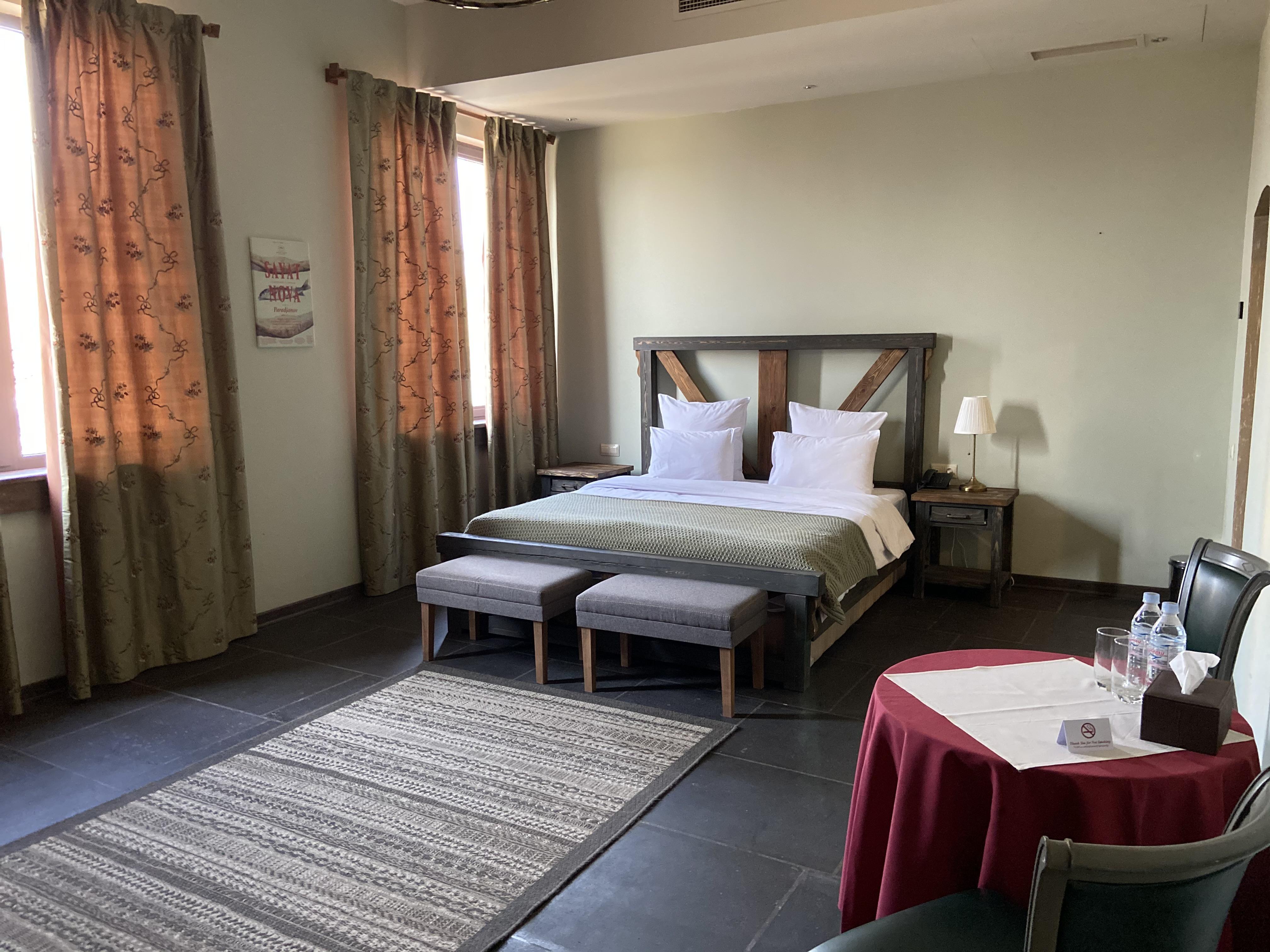Apricot Hotel Erivan Exterior foto